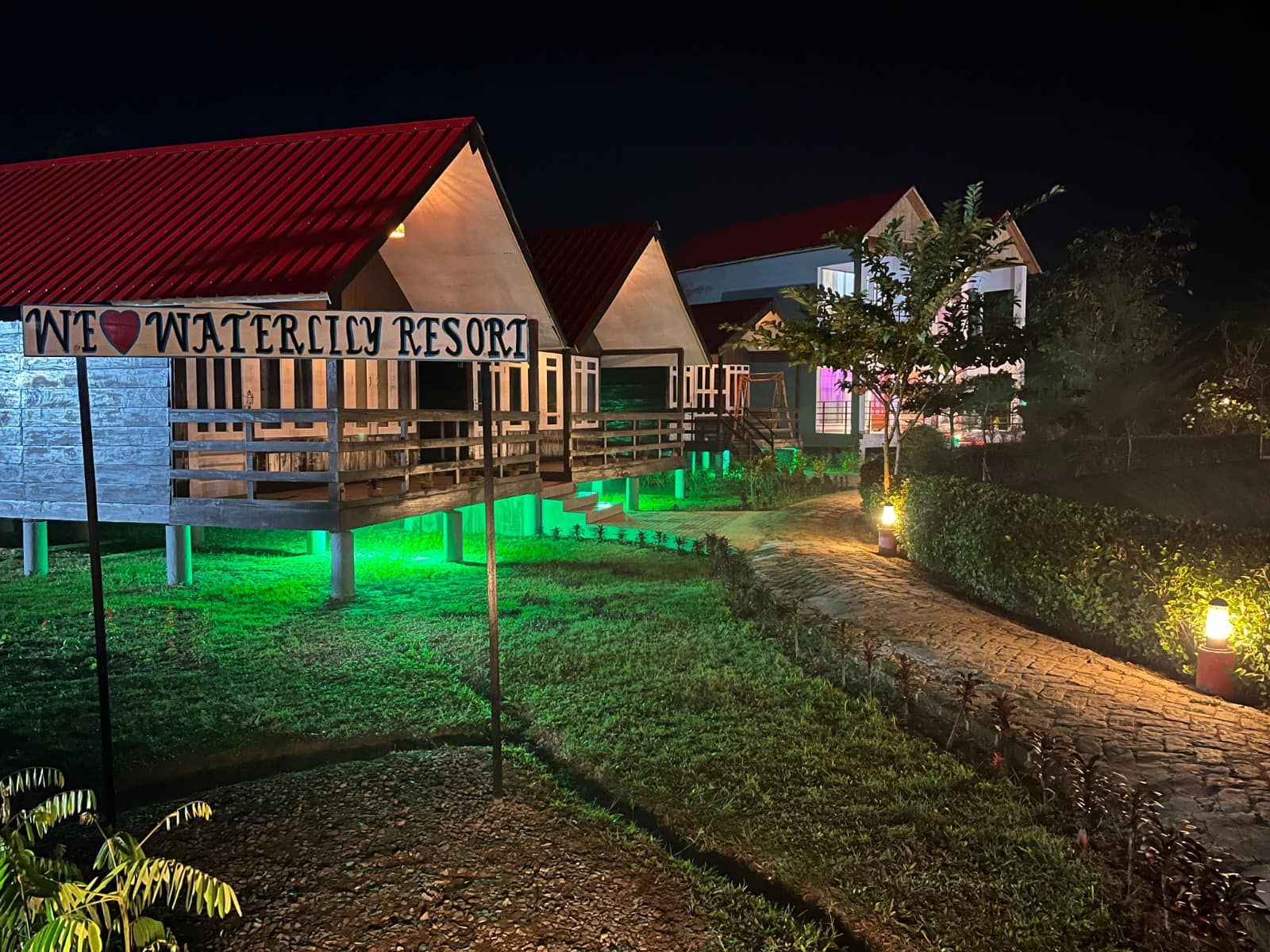 waterlilly resort