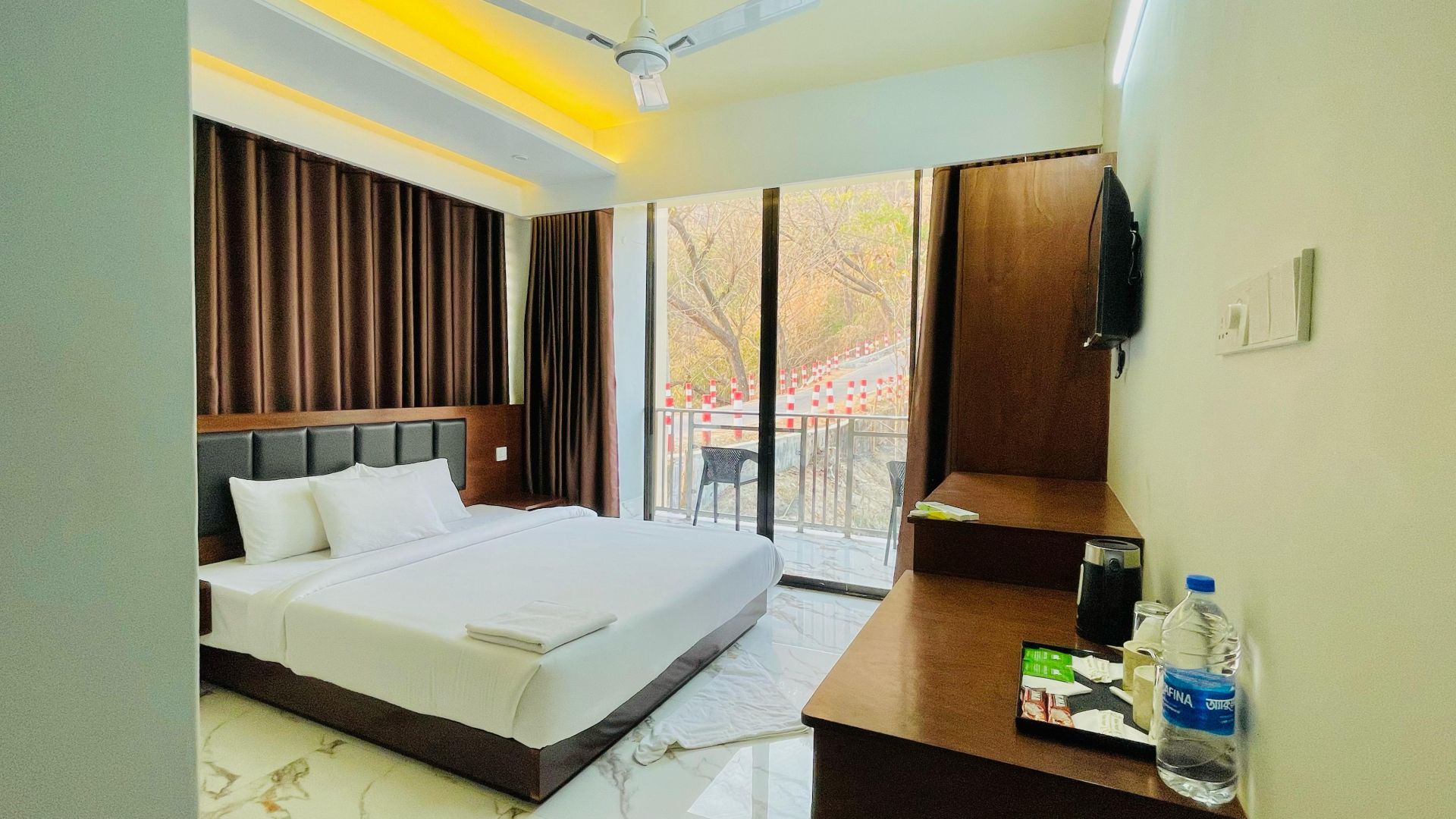 cloudy inn resort bandarban