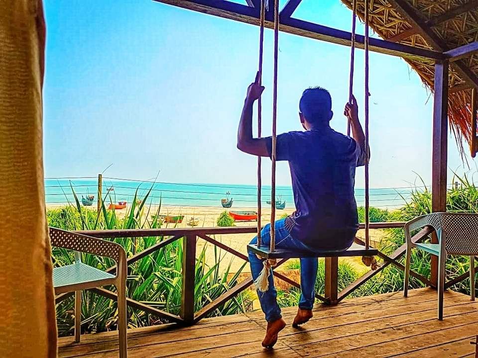 Sampan Beach Resort