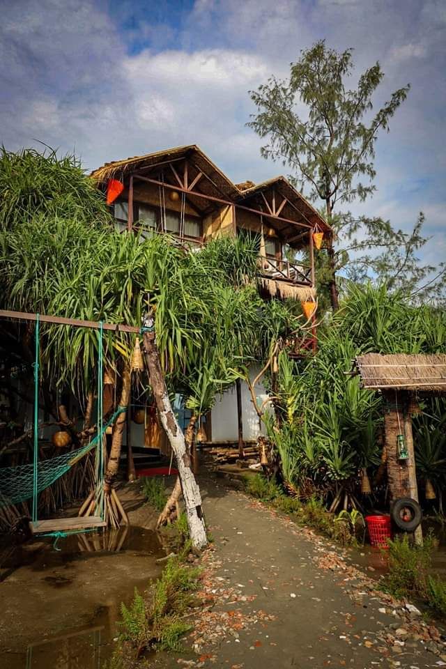 Sampan Beach Resort