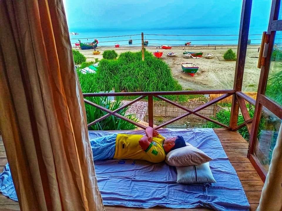 Sampan Beach Resort
