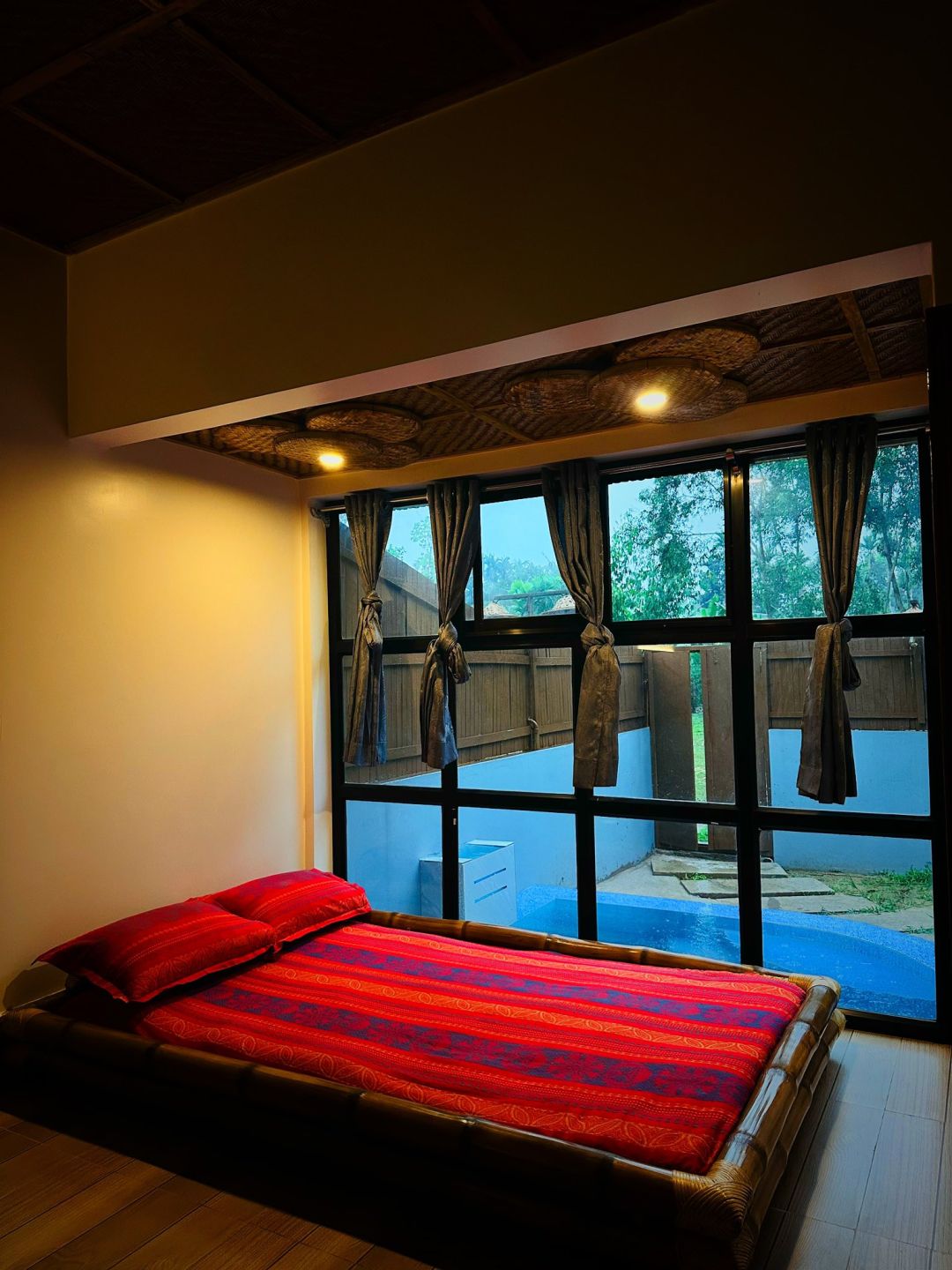 pool villa