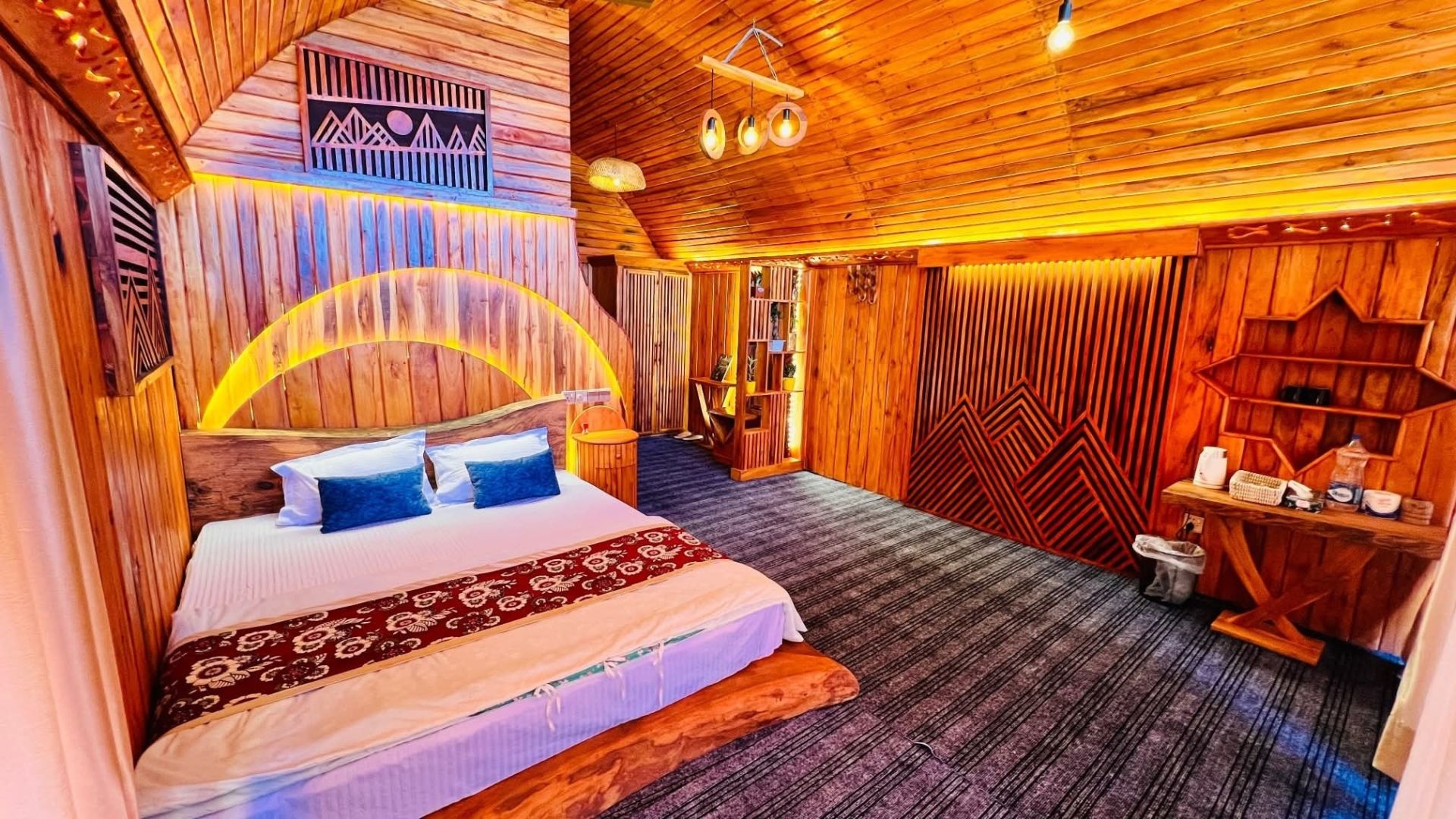 Chauni Eco Kutir room