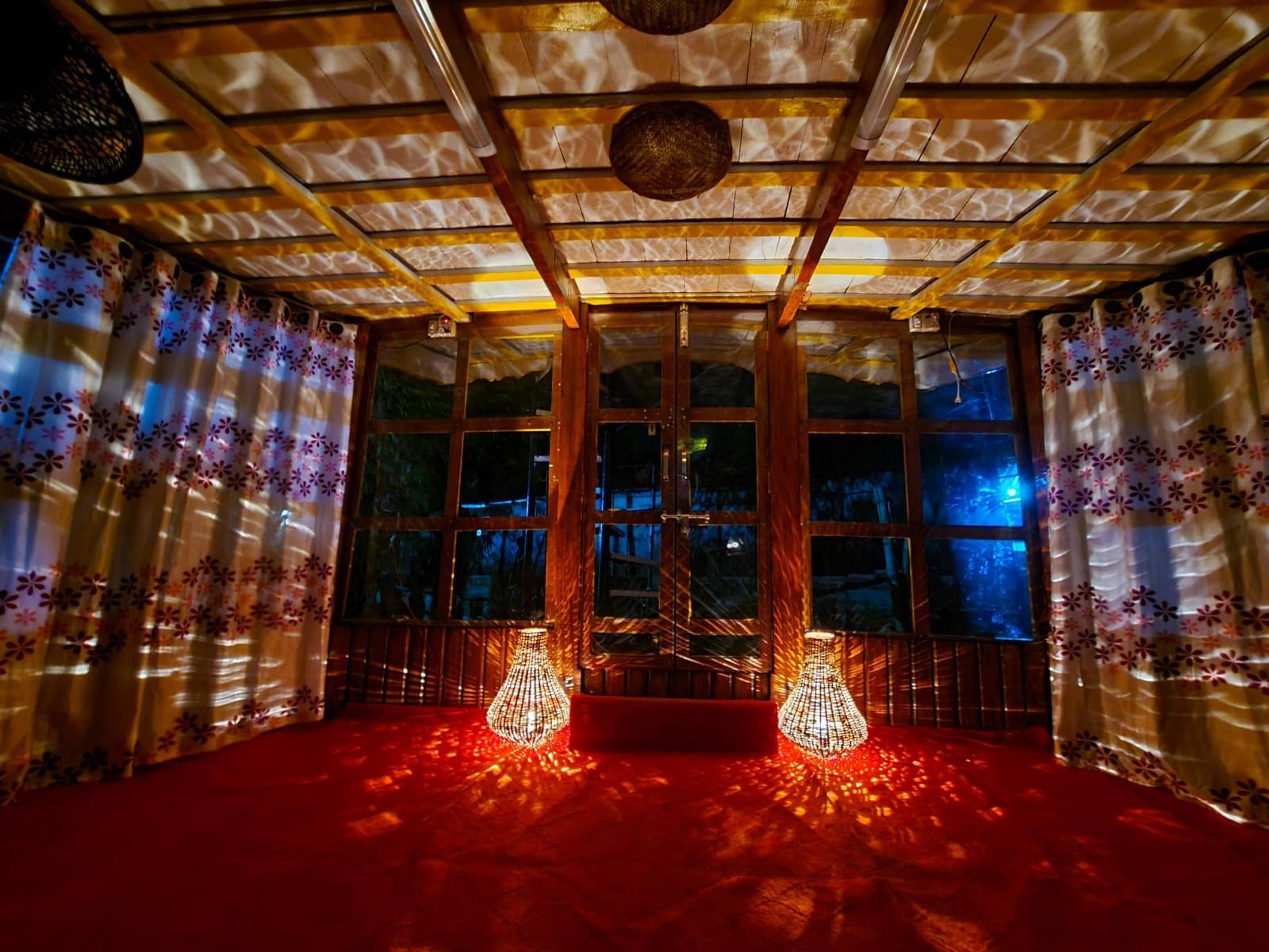 hamsafar houseboat