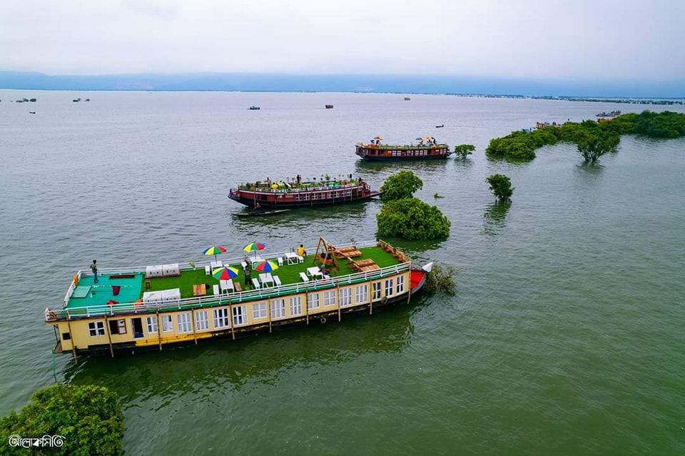 boitha houseboat