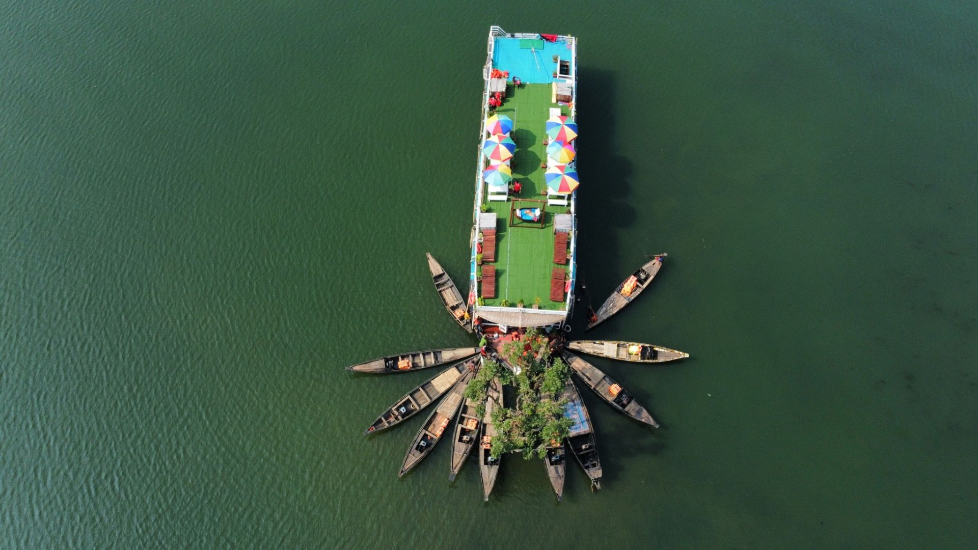 boitha houseboat