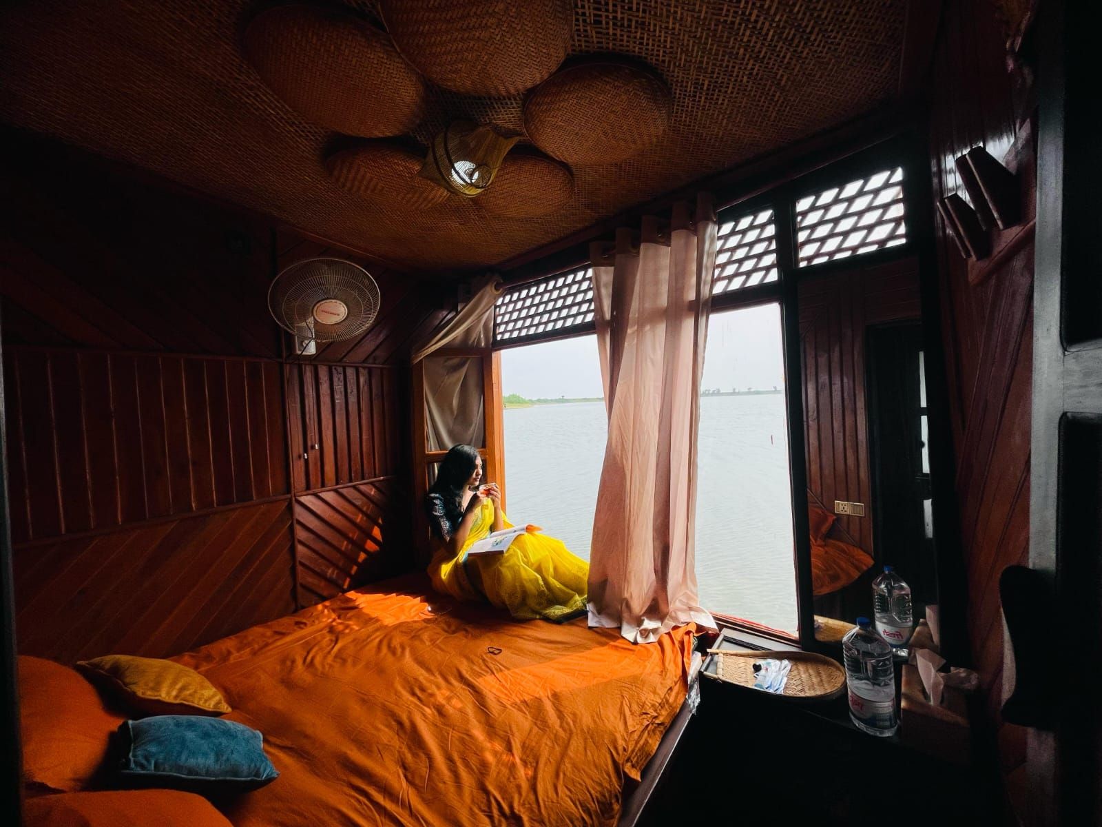 sindabad tori houseboat