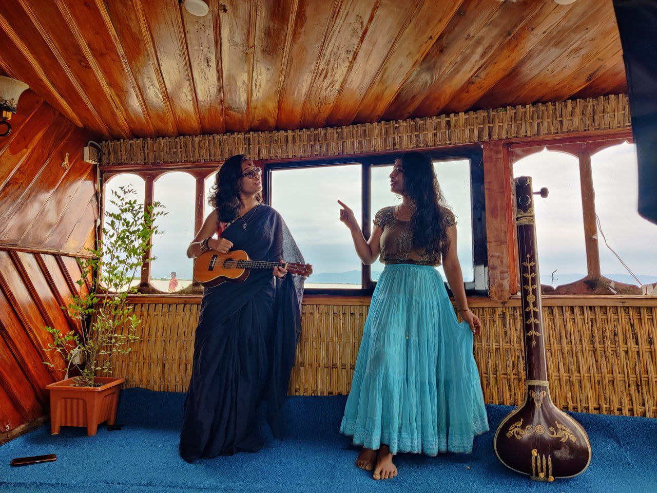 himadri houseboat