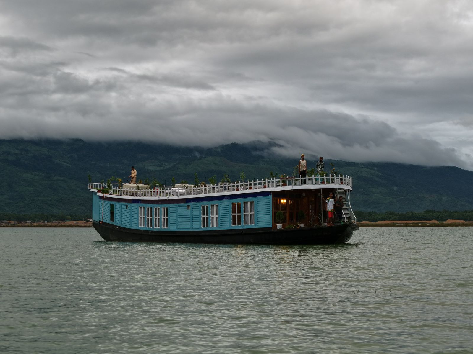 water nest houseboat tanguar haor