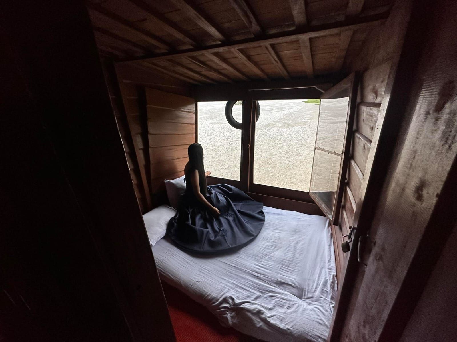 monoshamongol houseboat