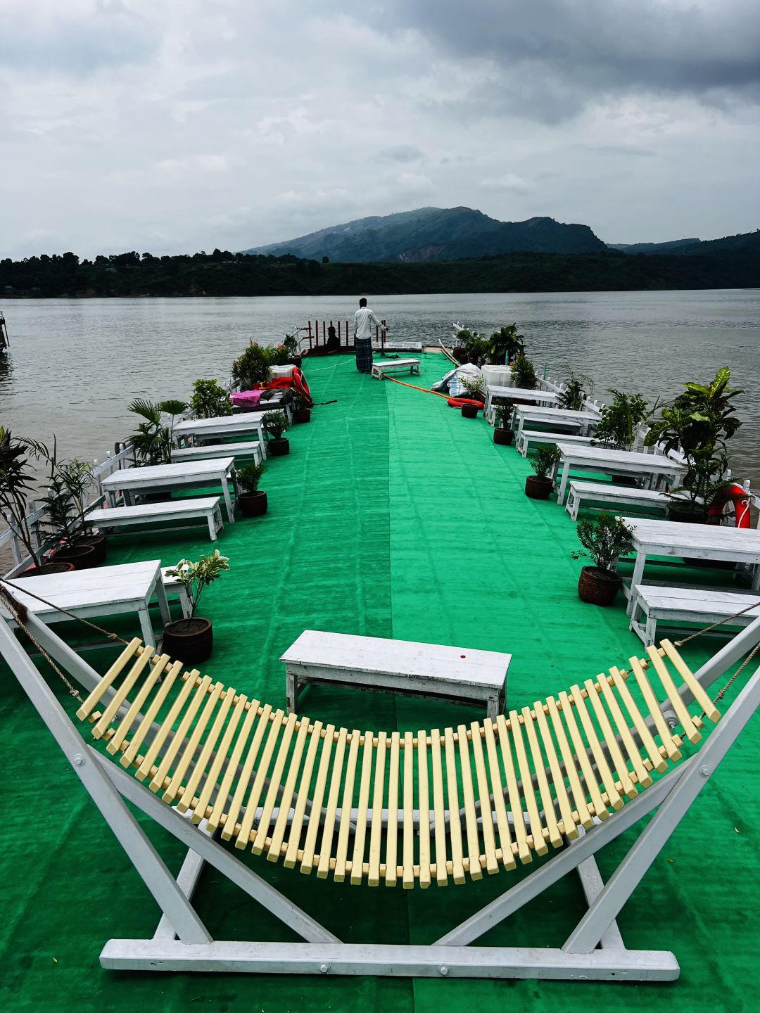 moon of tangua houseboat