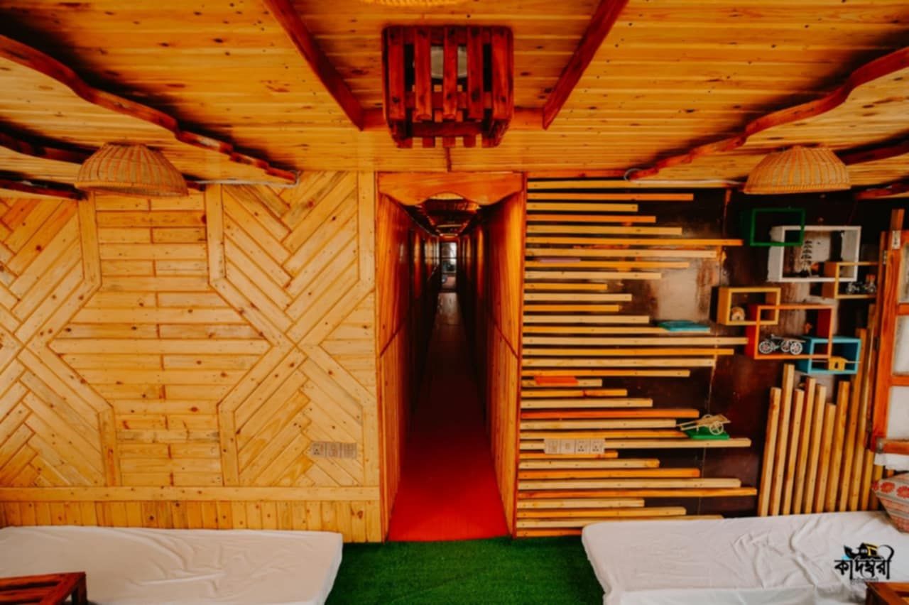 kadombori houseboat