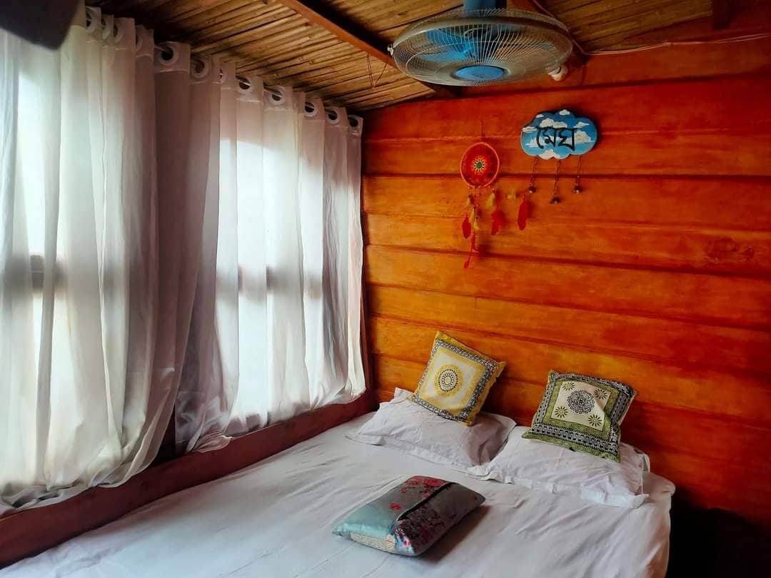 borsha houseboat