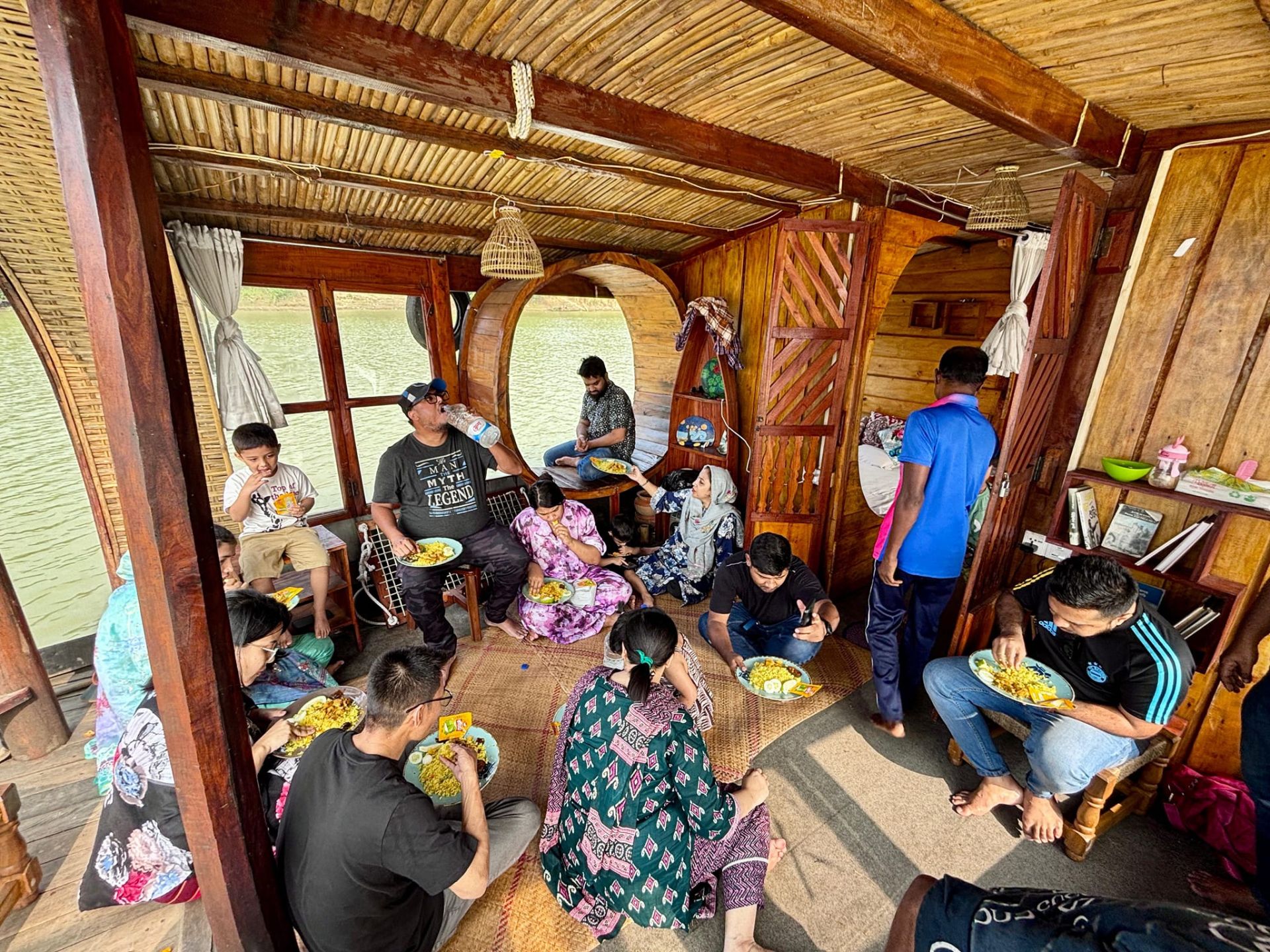 borsha houseboat