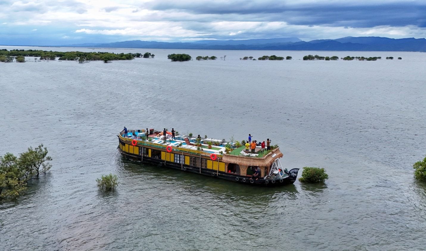 kagojer nouka houseboat