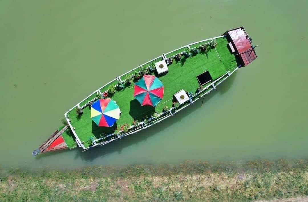 harmony houseboat