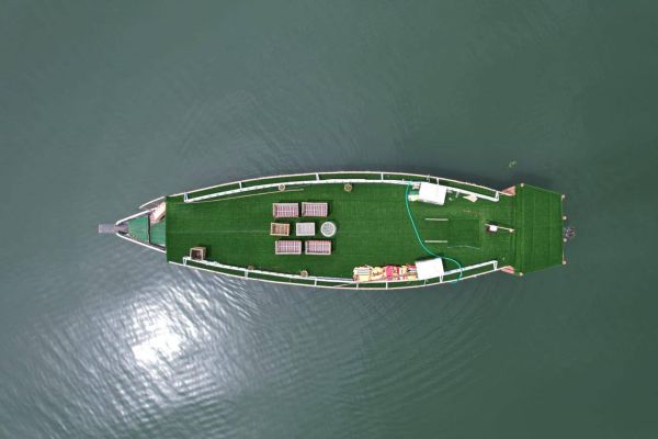jolforing houseboat